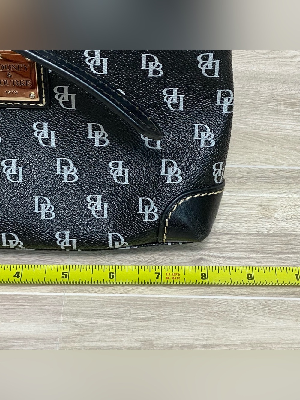 Dooney & Bourke Gretta Crossbody Monogram Purse Black & White - Picture 8 of 12